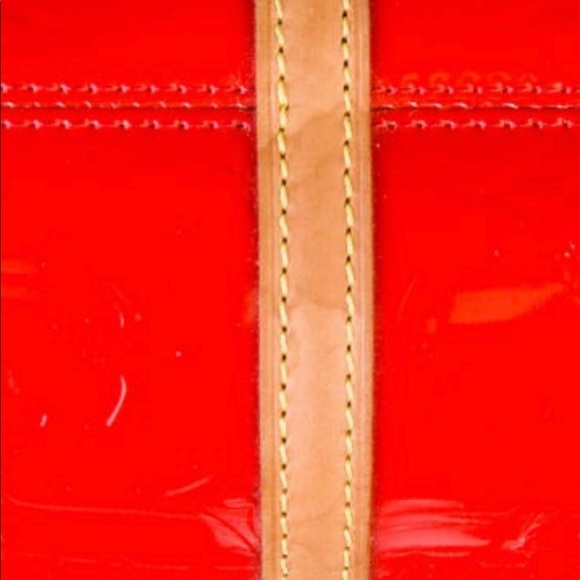 Authentic Louis Vuitton Monogram Bedford Bag - Picture 4 of 6